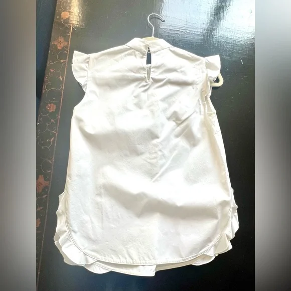 Shanghai Tang Elegant White Ruffle Blouse Size 40 (4) - Picture 4 of 7